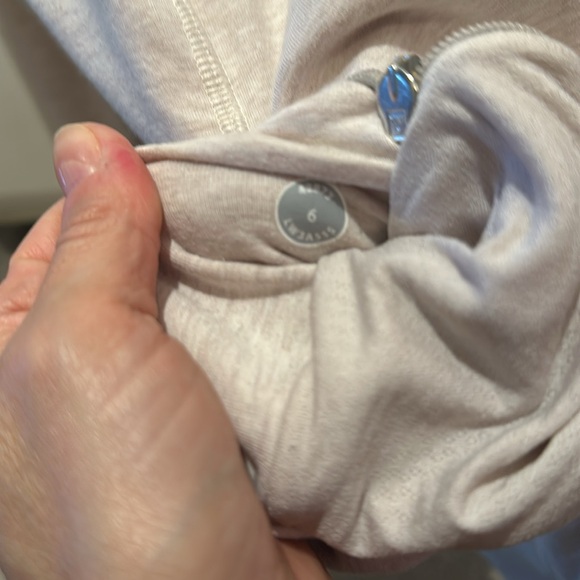 Lululemon rest day cowl neck sweatshirt - Picture 4 of 6